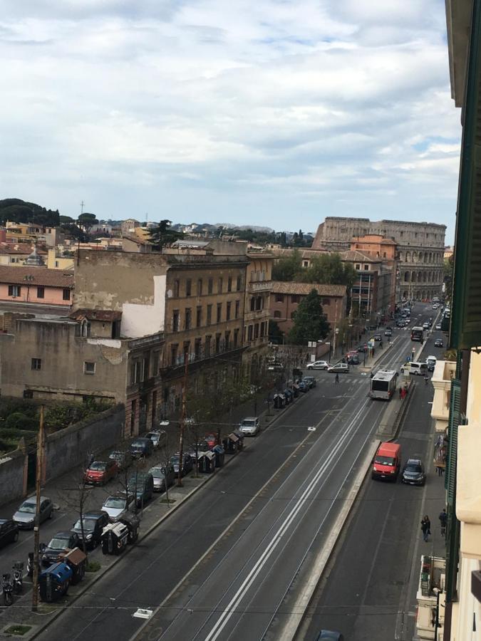 La Finestra Sul Colosseo B&B 1 Roma Eksteriør bilde